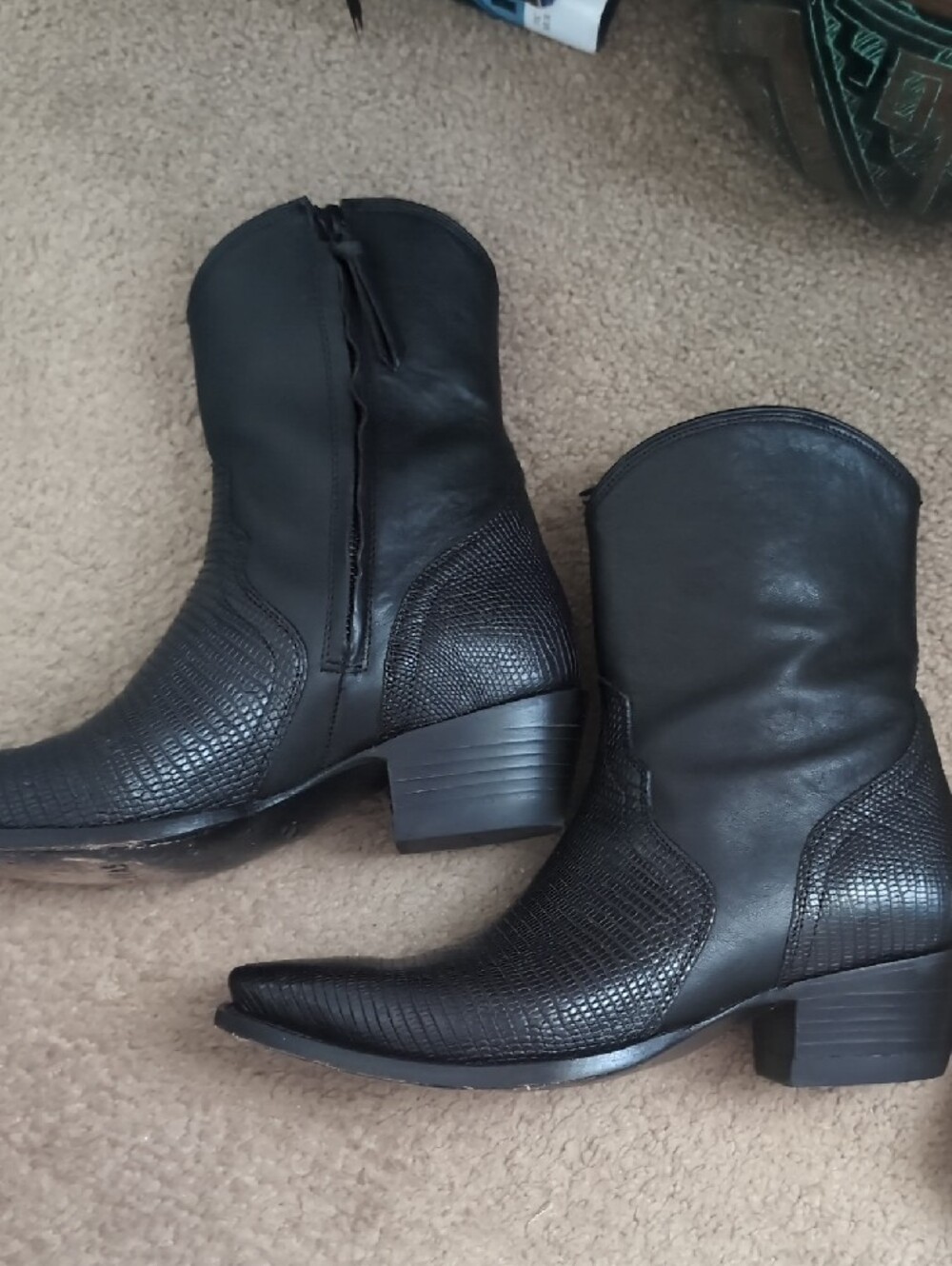 Tecovas Black Lizard-Textured Pointed-Toe Western Boots - Picture 2 of 5